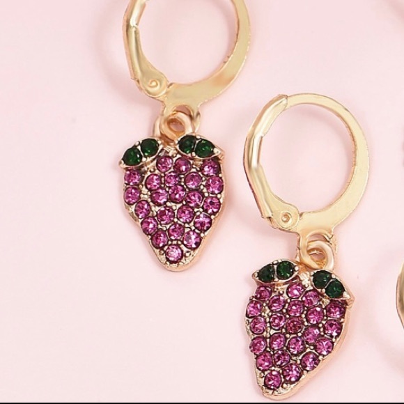 NEW Strawberry Rhinestone Drop/Dangle Earrings - Picture 2 of 2